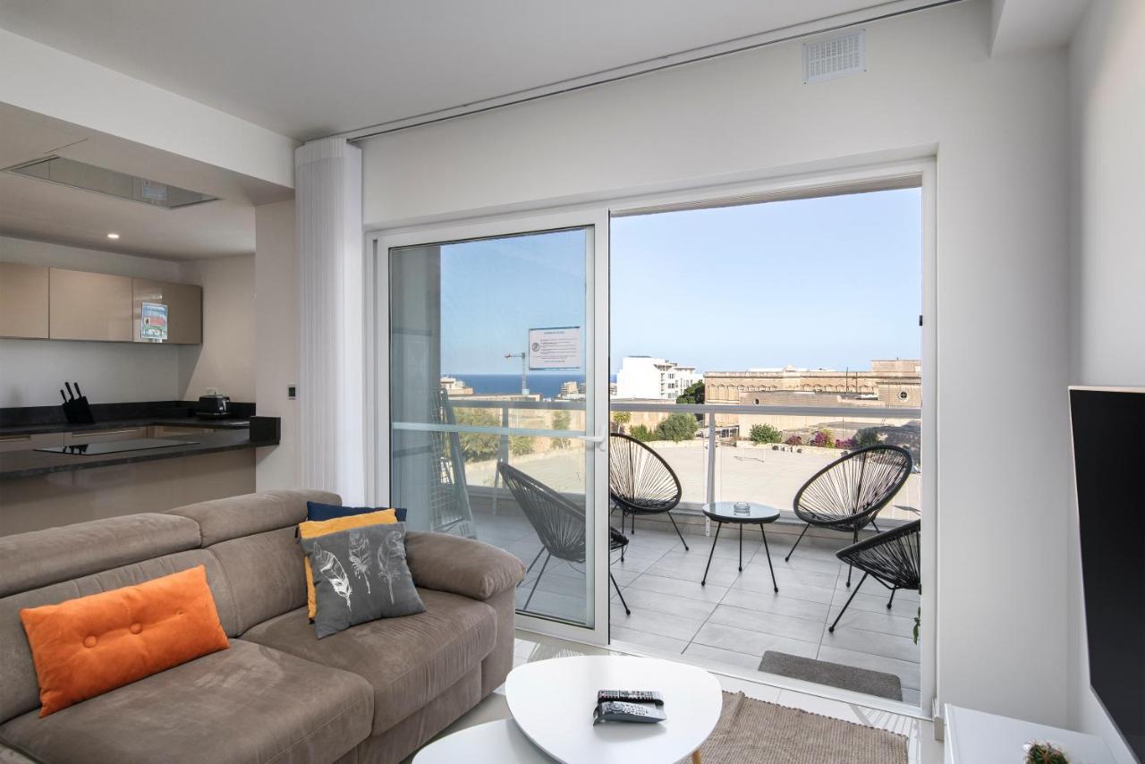 Spacious, Modern & Cosy 2 Bedroom 2 Bathroom Apartment - St. Julians San Ġiljan Kültér fotó