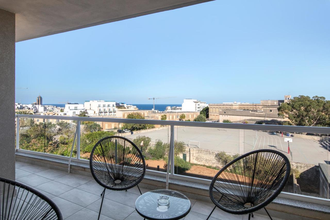 Spacious, Modern & Cosy 2 Bedroom 2 Bathroom Apartment - St. Julians San Ġiljan Kültér fotó