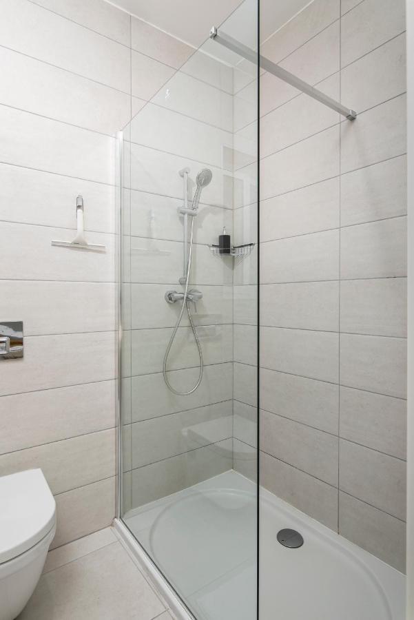 Spacious, Modern & Cosy 2 Bedroom 2 Bathroom Apartment - St. Julians San Ġiljan Kültér fotó