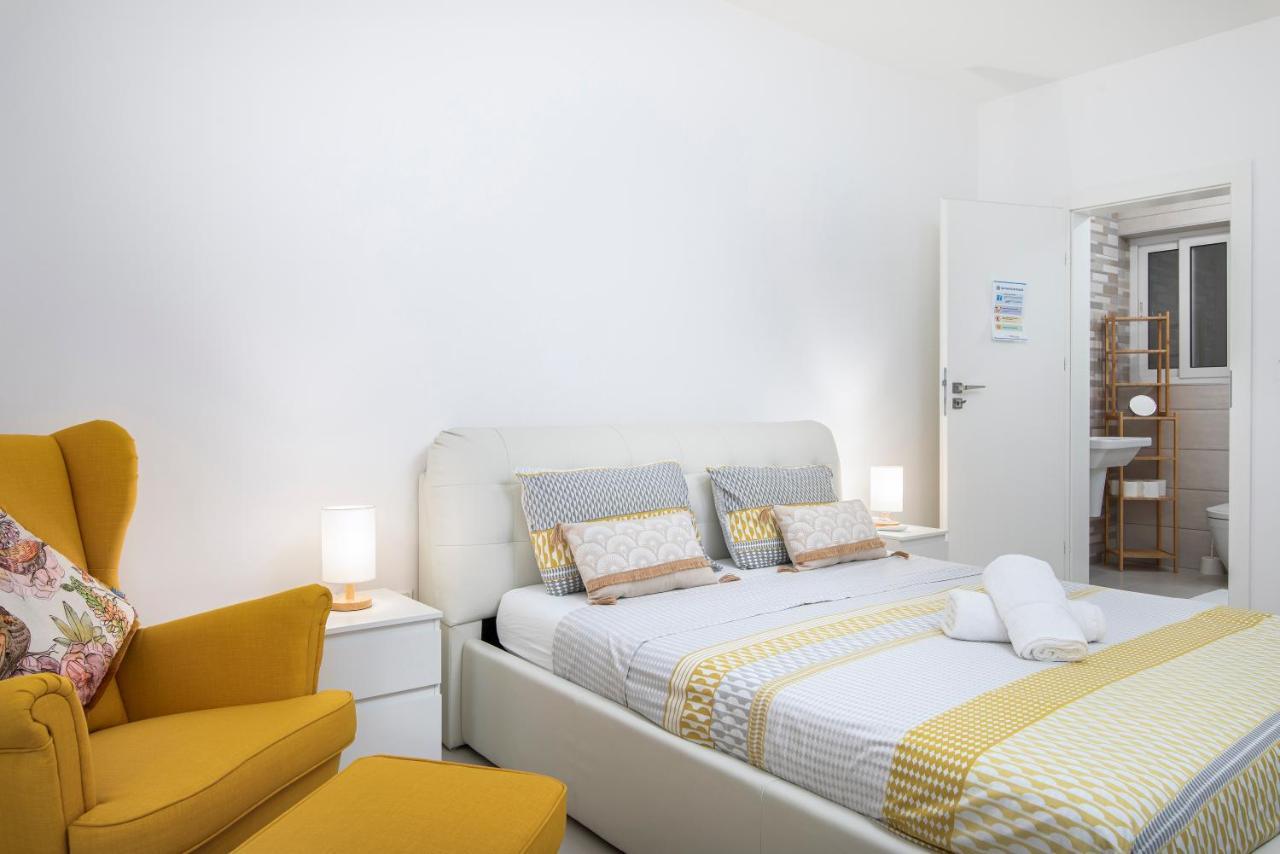 Spacious, Modern & Cosy 2 Bedroom 2 Bathroom Apartment - St. Julians San Ġiljan Kültér fotó
